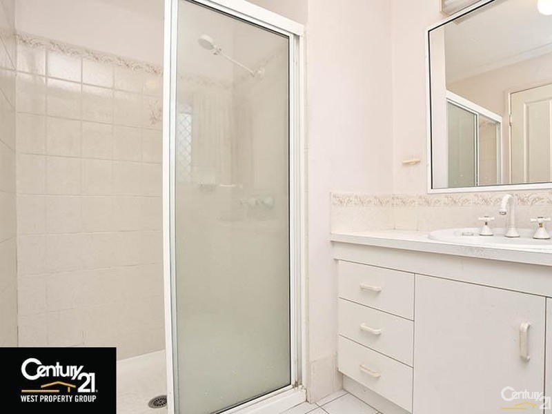 7/142 Bunya Road, Arana Hills QLD 4054