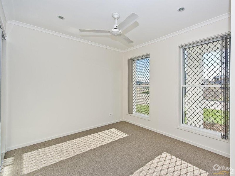 11 Wedge Tail Court, Griffin QLD 4503