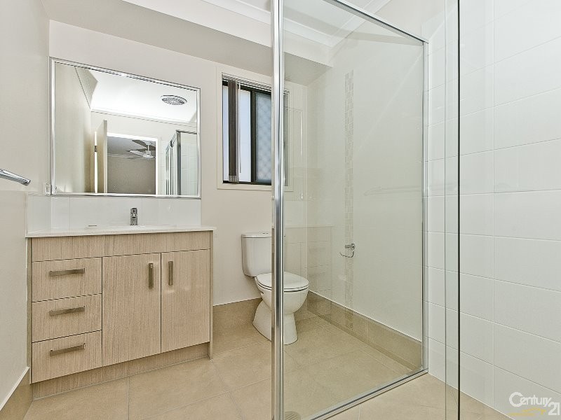 13 St Helen Crescent, Warner QLD 4500