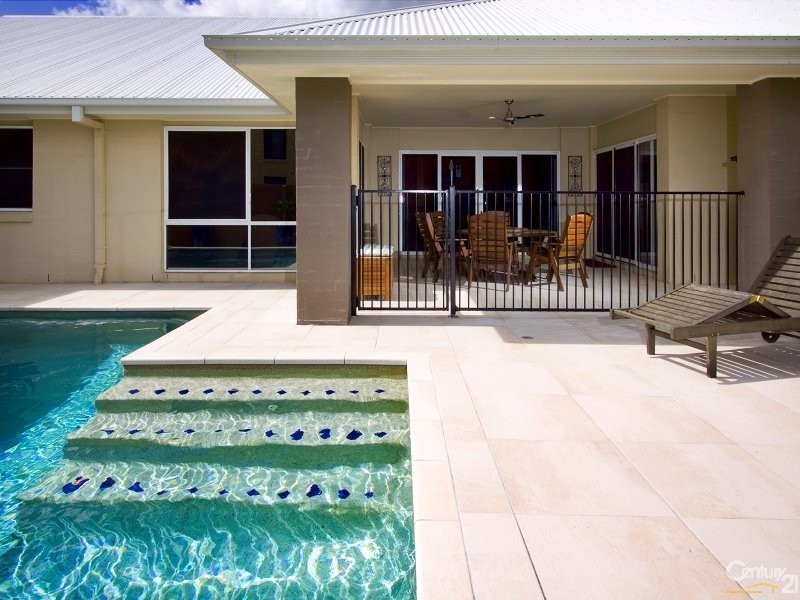 10 Hillside Court, Joyner QLD 4500