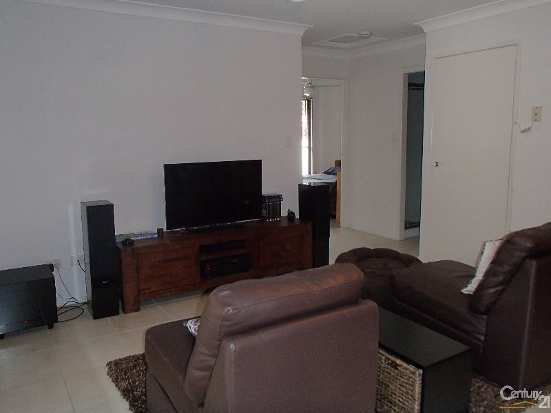 2/10 Brodiek Street, Strathpine QLD 4500