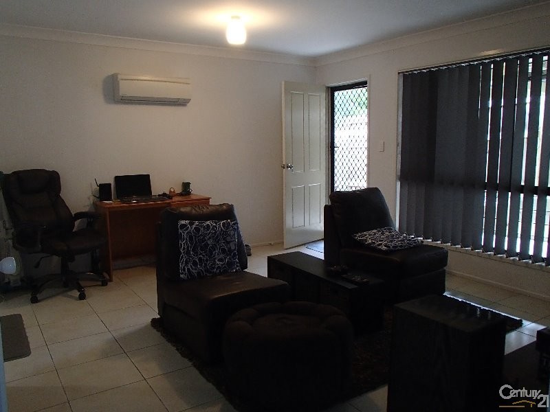 2/10 Brodiek Street, Strathpine QLD 4500