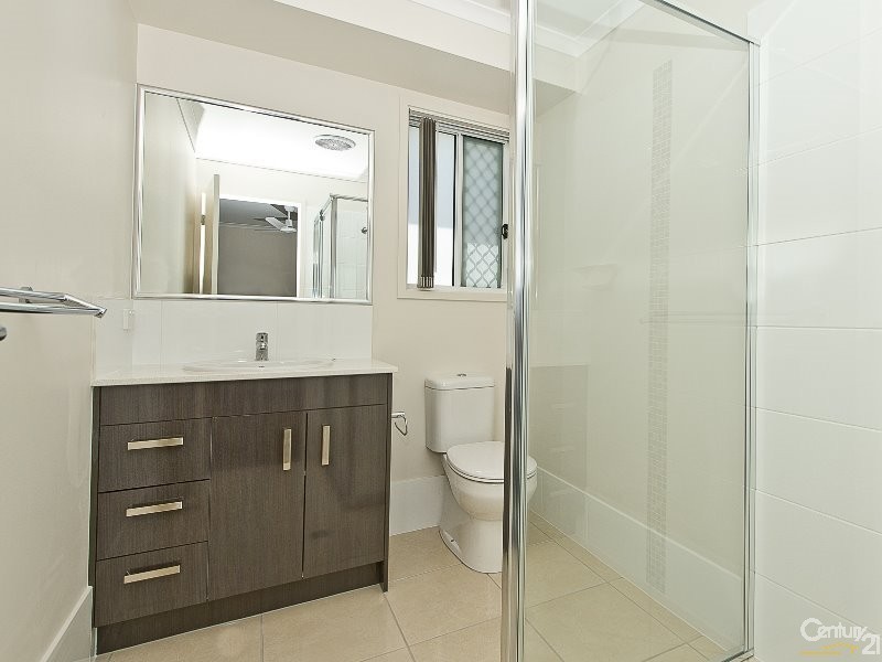 8 Matthews Court, Griffin QLD 4503