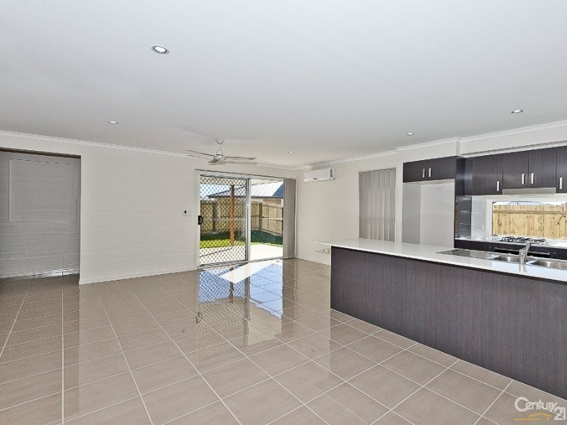 14 Junction Road, Griffin QLD 4503