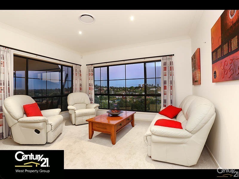 14 Felicia Place, Eatons Hill QLD 4037