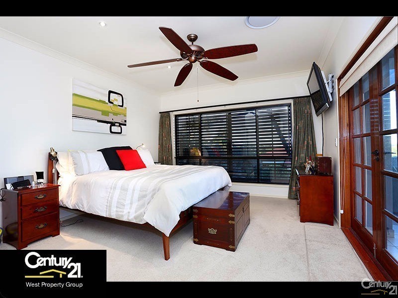 14 Felicia Place, Eatons Hill QLD 4037