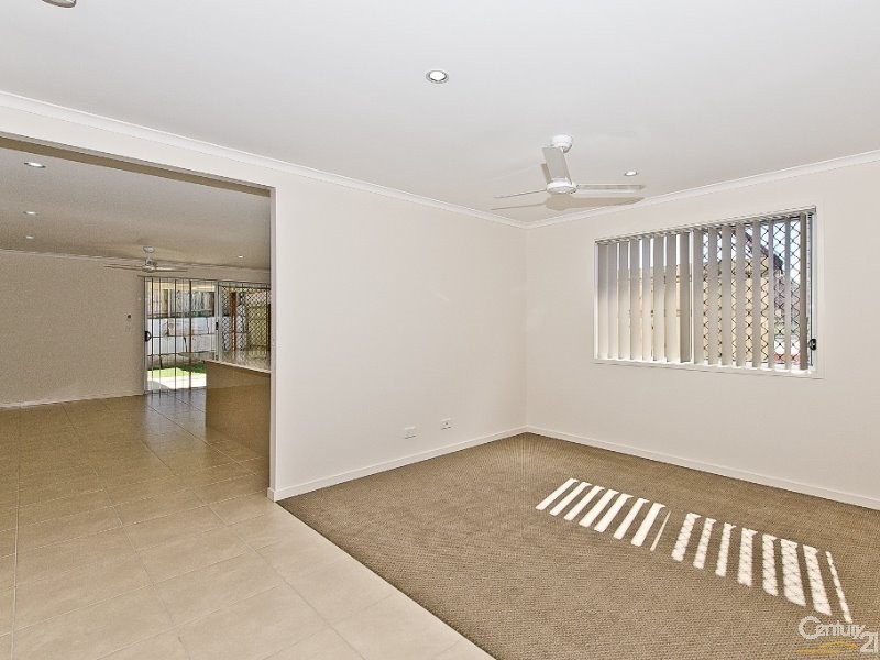 62 Cootharaba Crescent, Warner QLD 4500