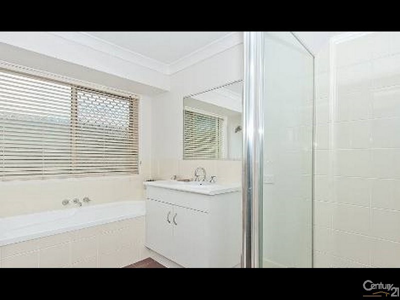 6 Katelyn Court, Cashmere QLD 4500