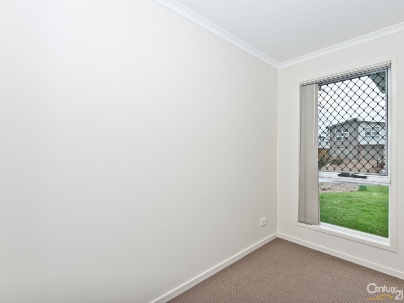 15 Monitor Avenue, Dakabin QLD 4503