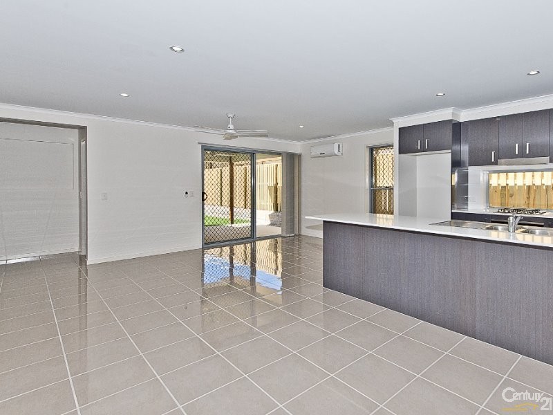 6 Finch Close, Dakabin QLD 4503