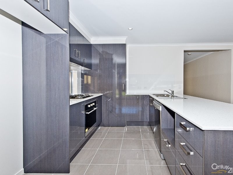 6 Finch Close, Dakabin QLD 4503