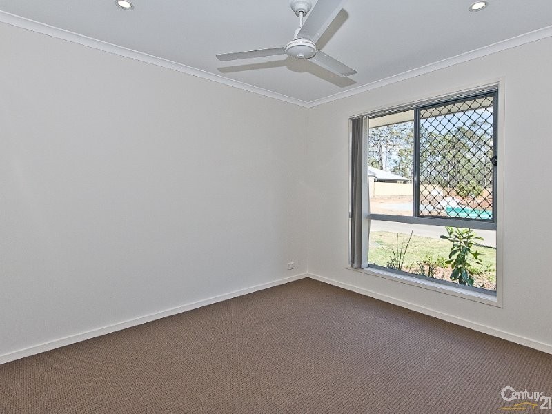 6 Finch Close, Dakabin QLD 4503