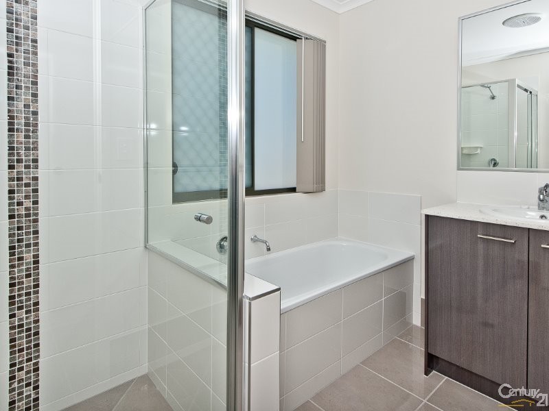 84 Fern Parade, Griffin QLD 4503