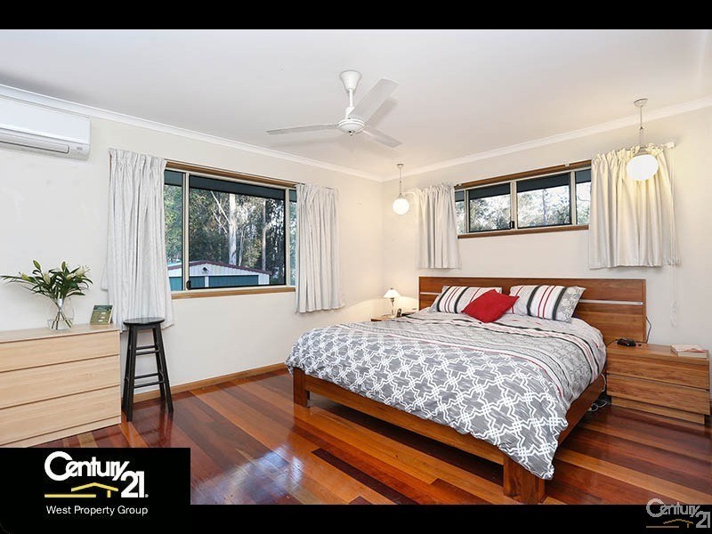 50 Peppermint Drive, Cashmere QLD 4500