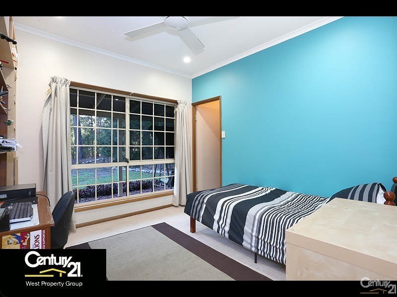 50 Peppermint Drive, Cashmere QLD 4500