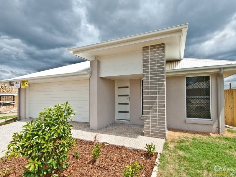 42 Centenary Court, Warner QLD 4500