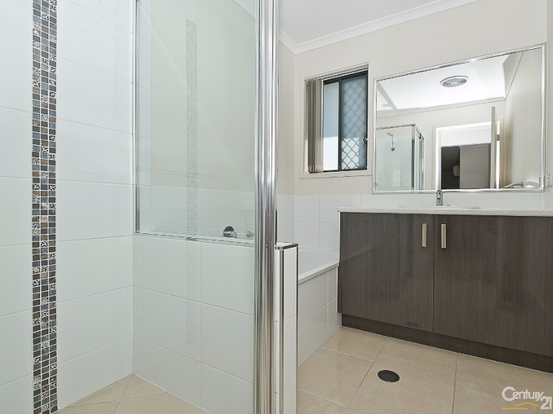 14 Rowallan Street, Warner QLD 4500
