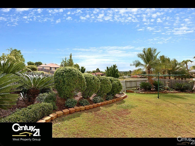 1 Pride Court, Warner QLD 4500