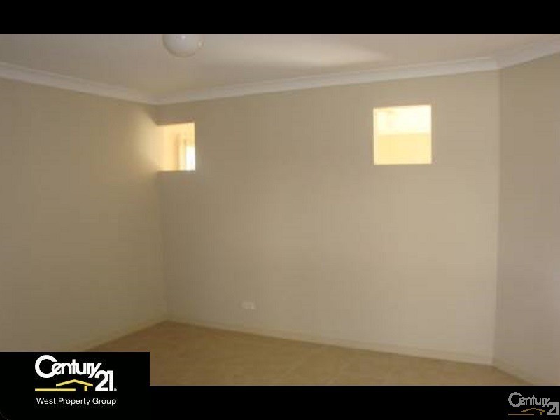 11 Dean Street, Bray Park QLD 4500