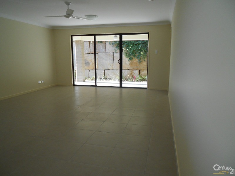 11 Burdekin Circuit, Warner QLD 4500