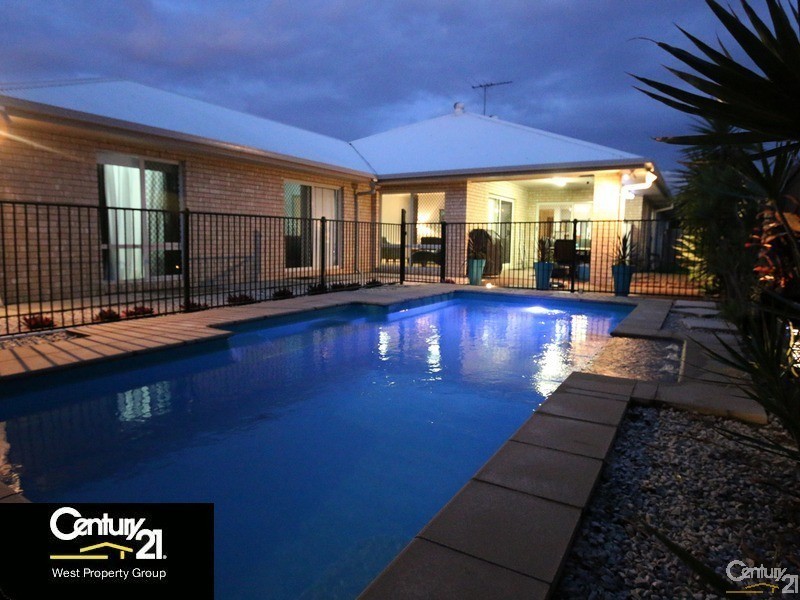 7 Silvabank Court, Warner QLD 4500