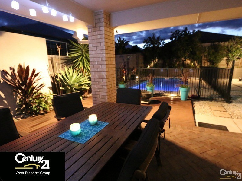 7 Silvabank Court, Warner QLD 4500