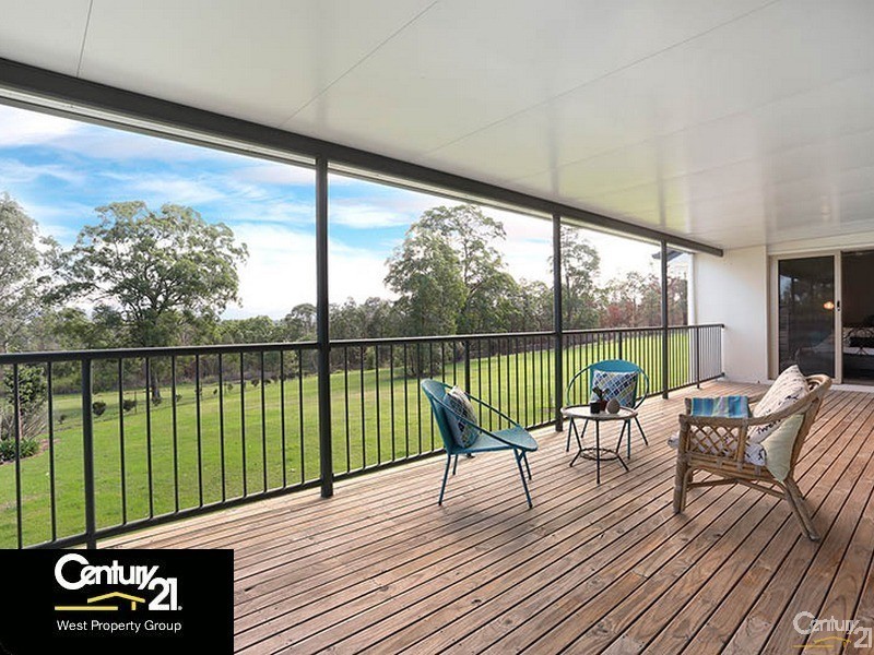 11 Andrew Clarke Road, Whiteside QLD 4503