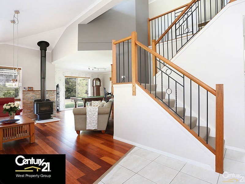 11 Andrew Clarke Road, Whiteside QLD 4503