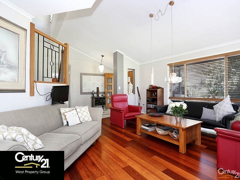 11 Andrew Clarke Road, Whiteside QLD 4503