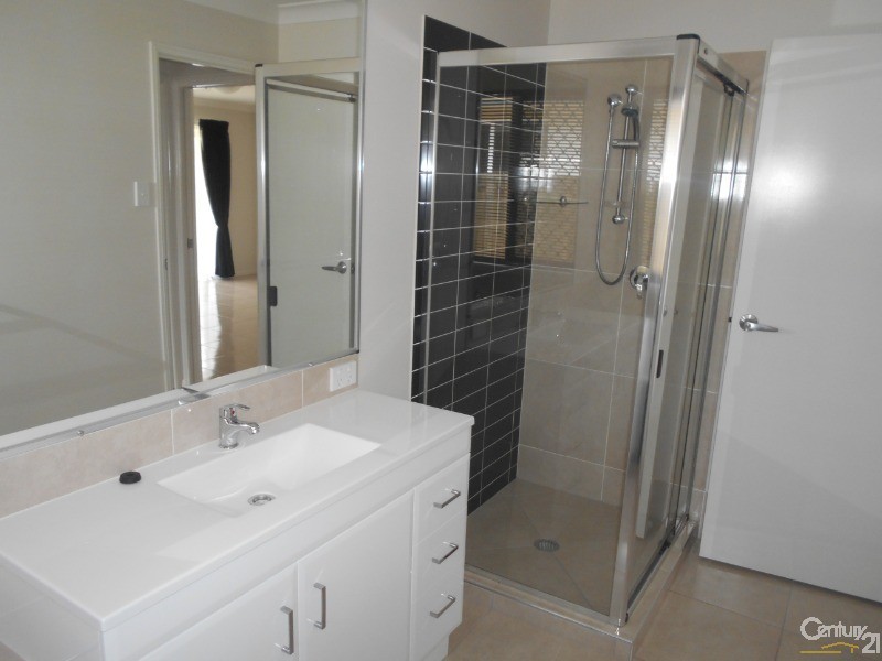 64 Cootharaba Crescent, Warner QLD 4500