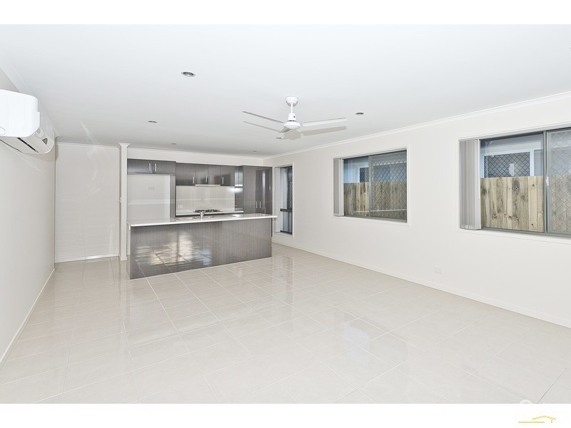 24 Kidston Crescent, Warner QLD 4500