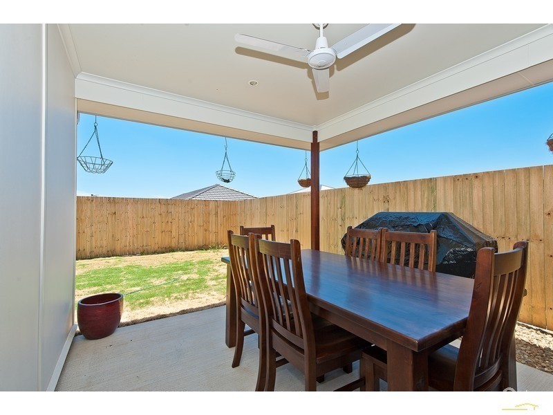 24 Kidston Crescent, Warner QLD 4500