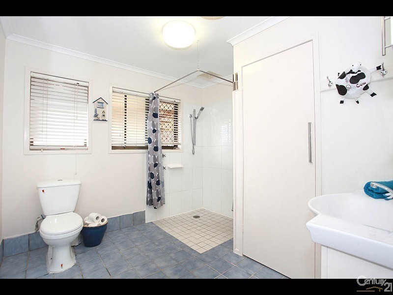 31 Acland Drive, Strathpine QLD 4500