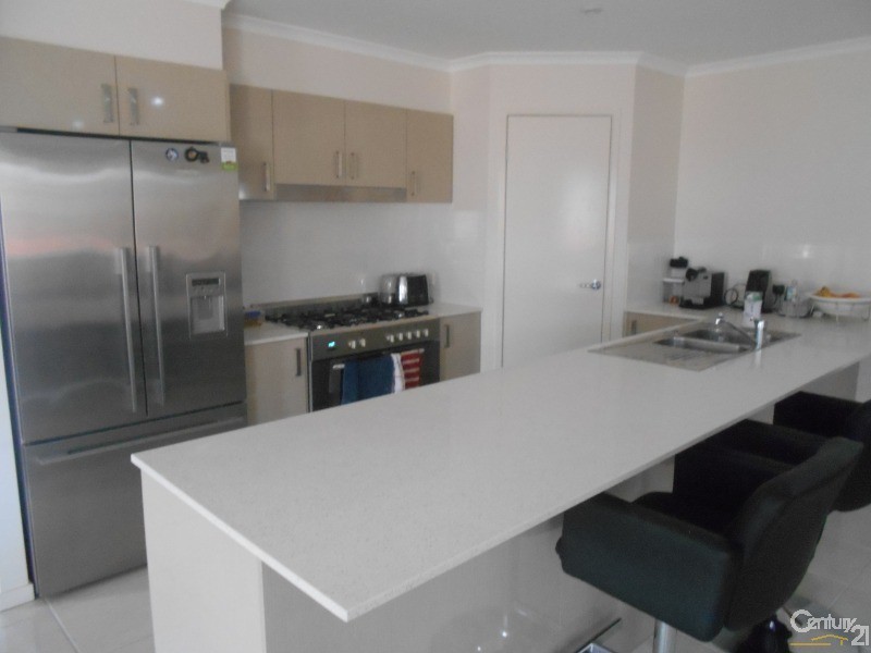 4 Solomon Parade, Warner QLD 4500