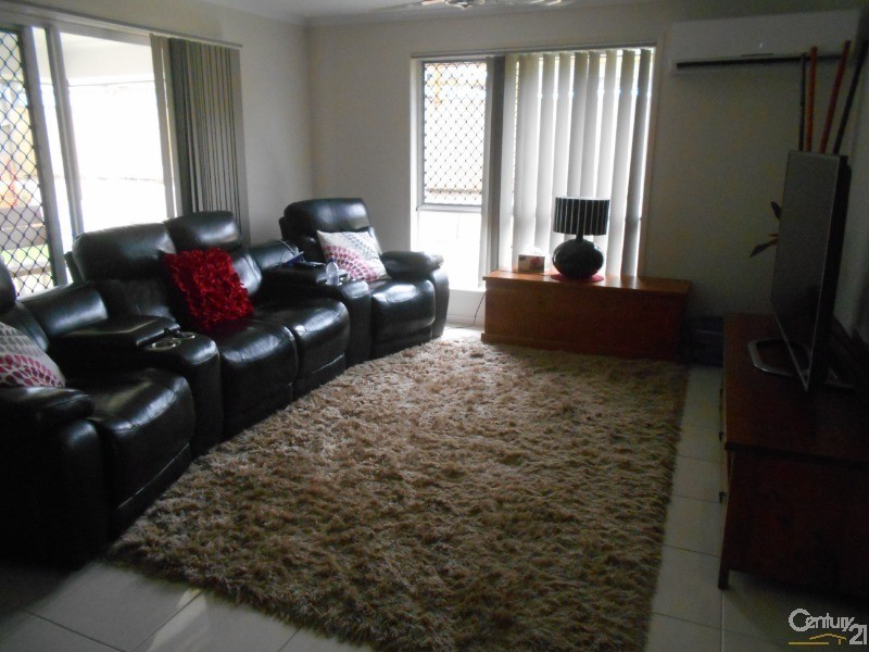 4 Solomon Parade, Warner QLD 4500