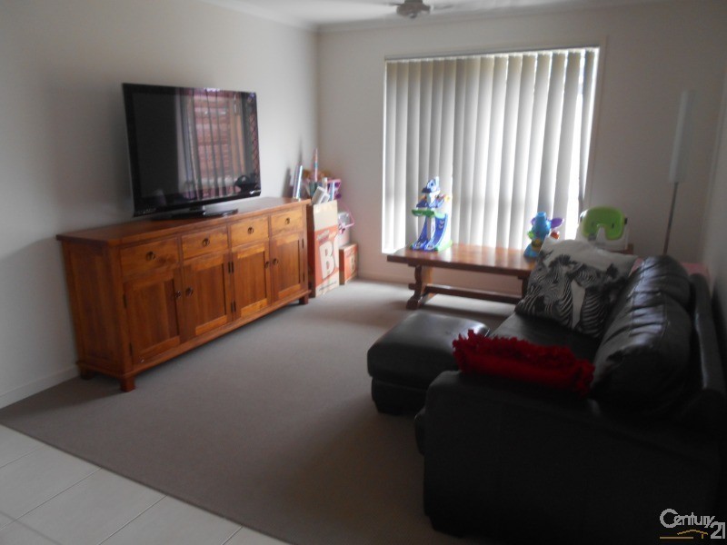 4 Solomon Parade, Warner QLD 4500