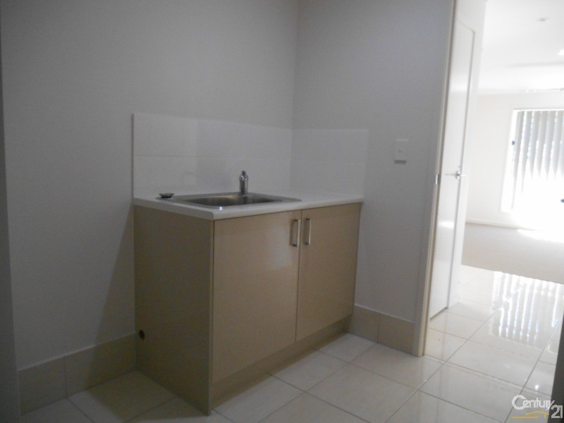 4 Solomon Parade, Warner QLD 4500