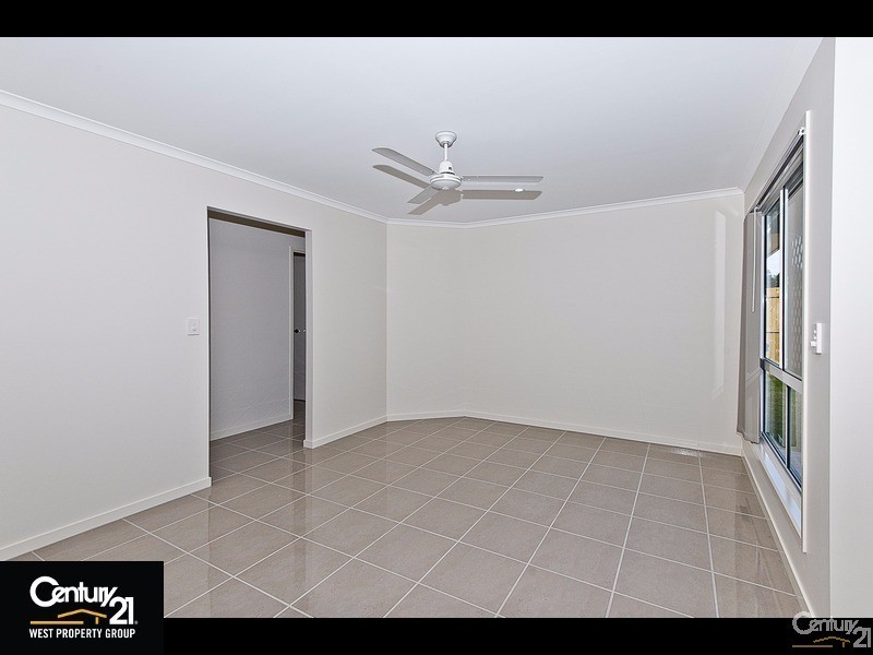 94B Fern Parade, Griffin QLD 4503