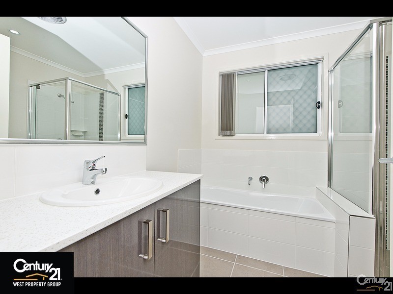 94B Fern Parade, Griffin QLD 4503