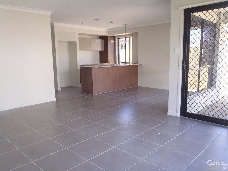 43 Expedition Drive, North Lakes QLD 4509