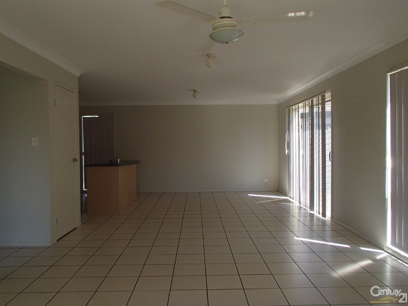 9 Bison Court, Warner QLD 4500