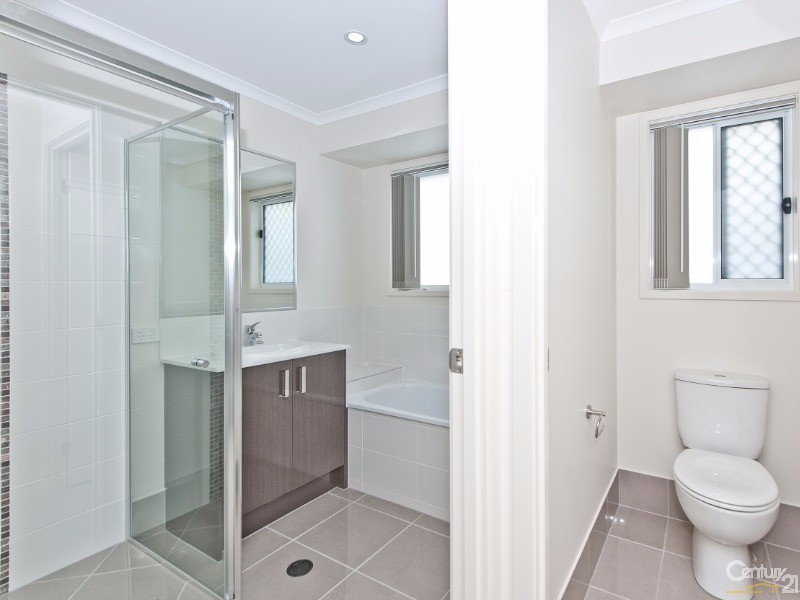 56 Champion Crescent, Griffin QLD 4503