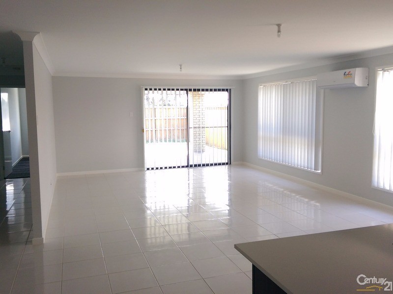 55 Cootharaba Crescent, Warner QLD 4500