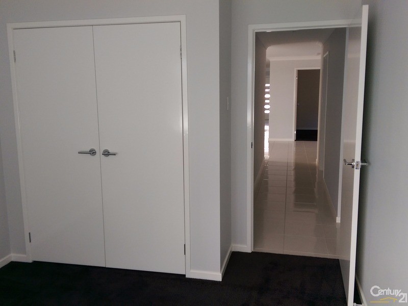 55 Cootharaba Crescent, Warner QLD 4500