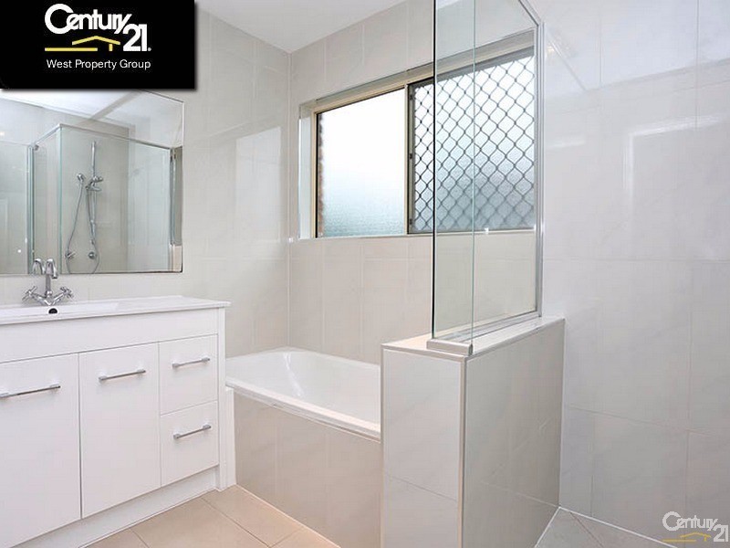 94 Albany Forest Drive, Albany Creek QLD 4035