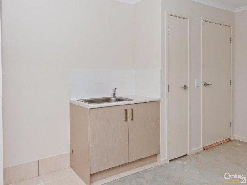 75 Mint Crescent, Griffin QLD 4503