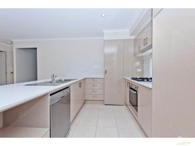 74 Sandalwood Crescent, Griffin QLD 4503