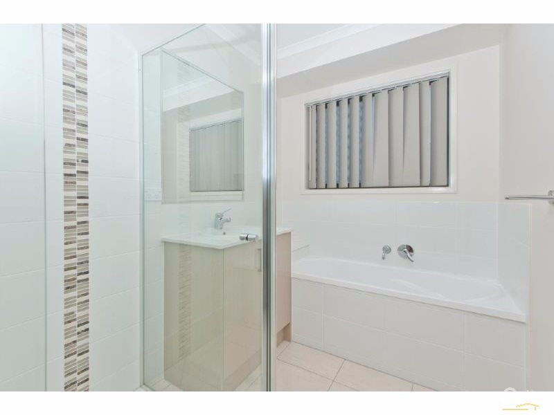 74 Sandalwood Crescent, Griffin QLD 4503