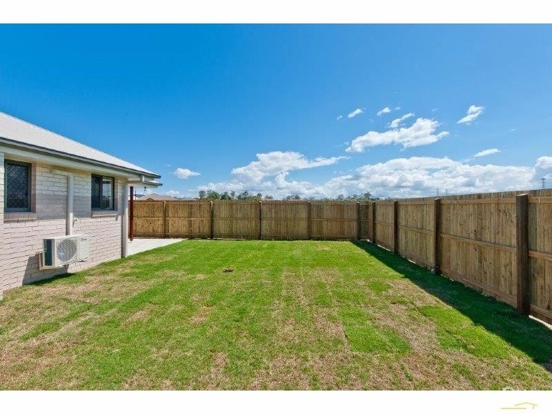 74 Sandalwood Crescent, Griffin QLD 4503