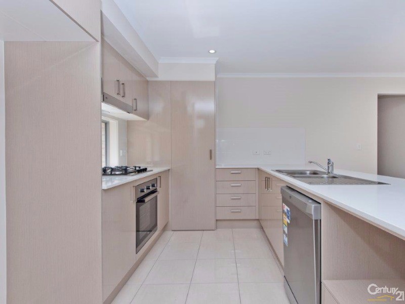 7 Mint Crescent, Griffin QLD 4503